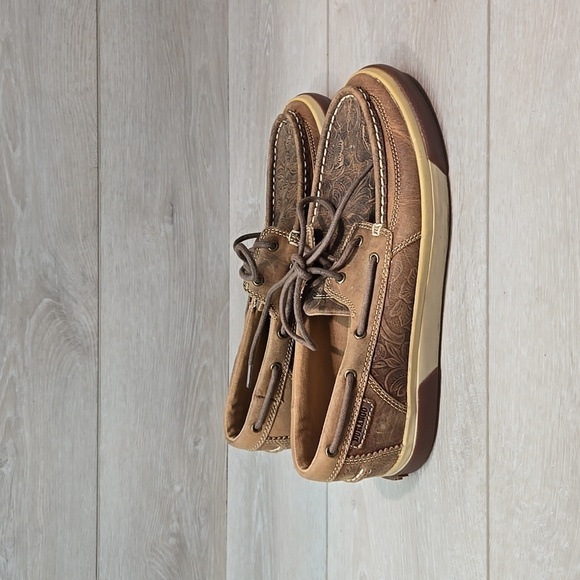 Durango Women 2" LStyle Sandstone Emboss Leather Western hobo shoes sz 9M - Picture 3 of 13